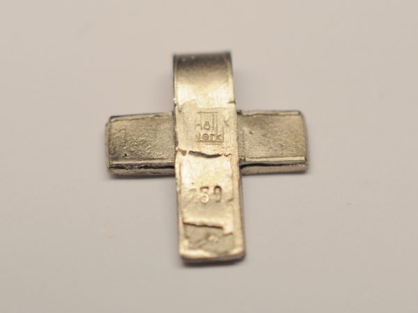 Kreuz Anhänger aus 750 Weißgold