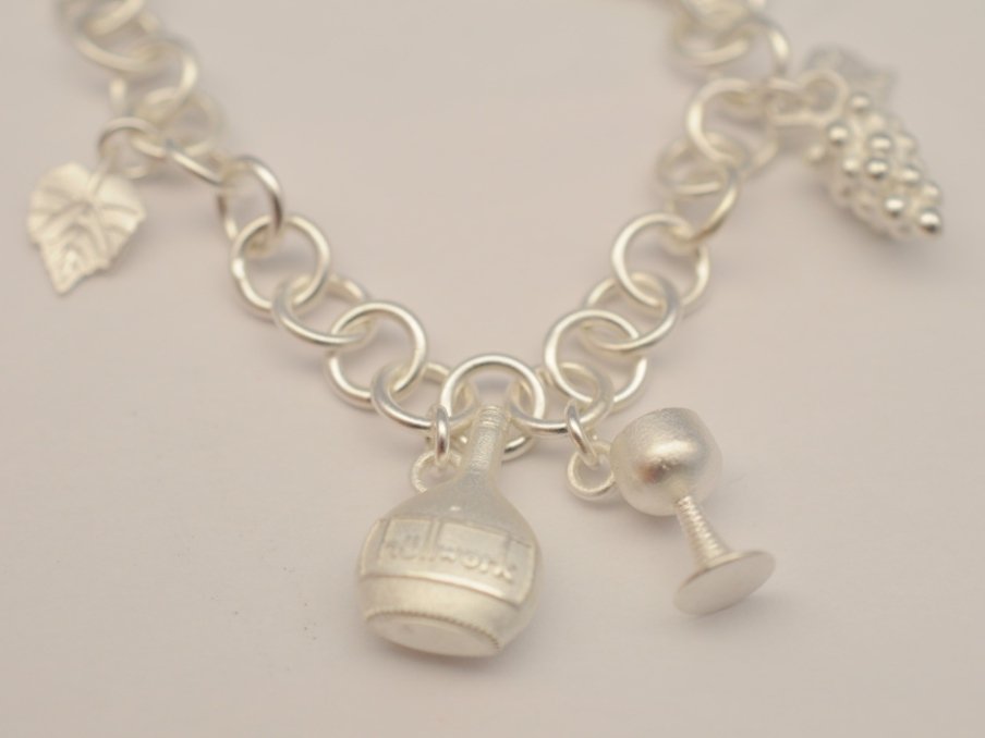 Wein & Design Schmuck-Kollektion