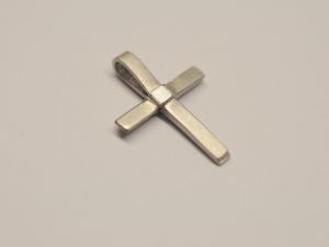 Kreuz aus Platin 950