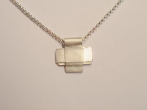 Breites Kreuz aus 925 Silber - gleichschenklig