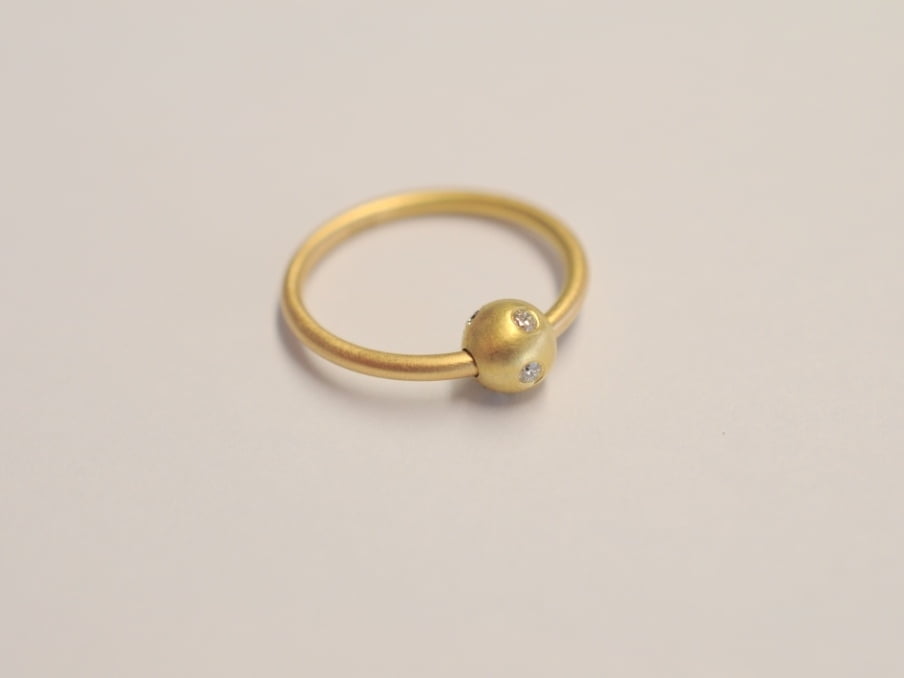 Ring Gelbgold Sternenhimmel mit Brillanten