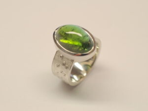 Ring Silber mit grünem Turmalin