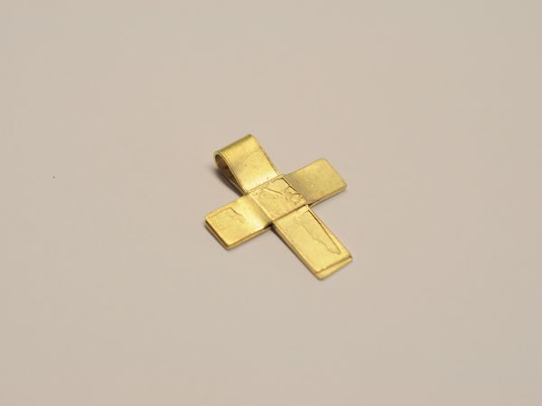 Kreuz Anhänger aus 750 Gelbgold (v14)