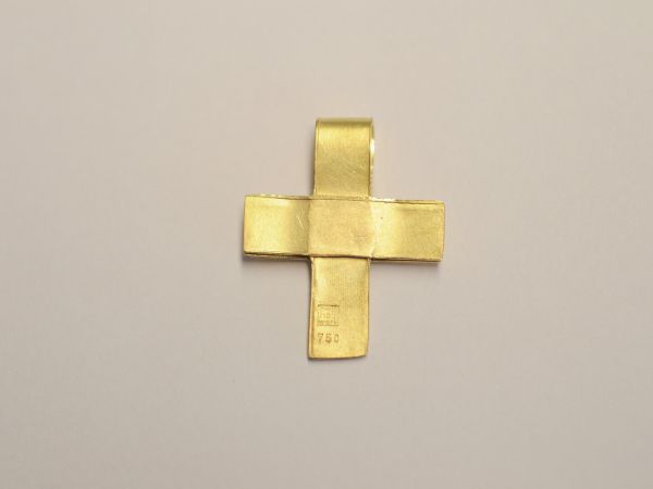 Rückseite - Kreuz Anhänger aus 750 Gelbgold