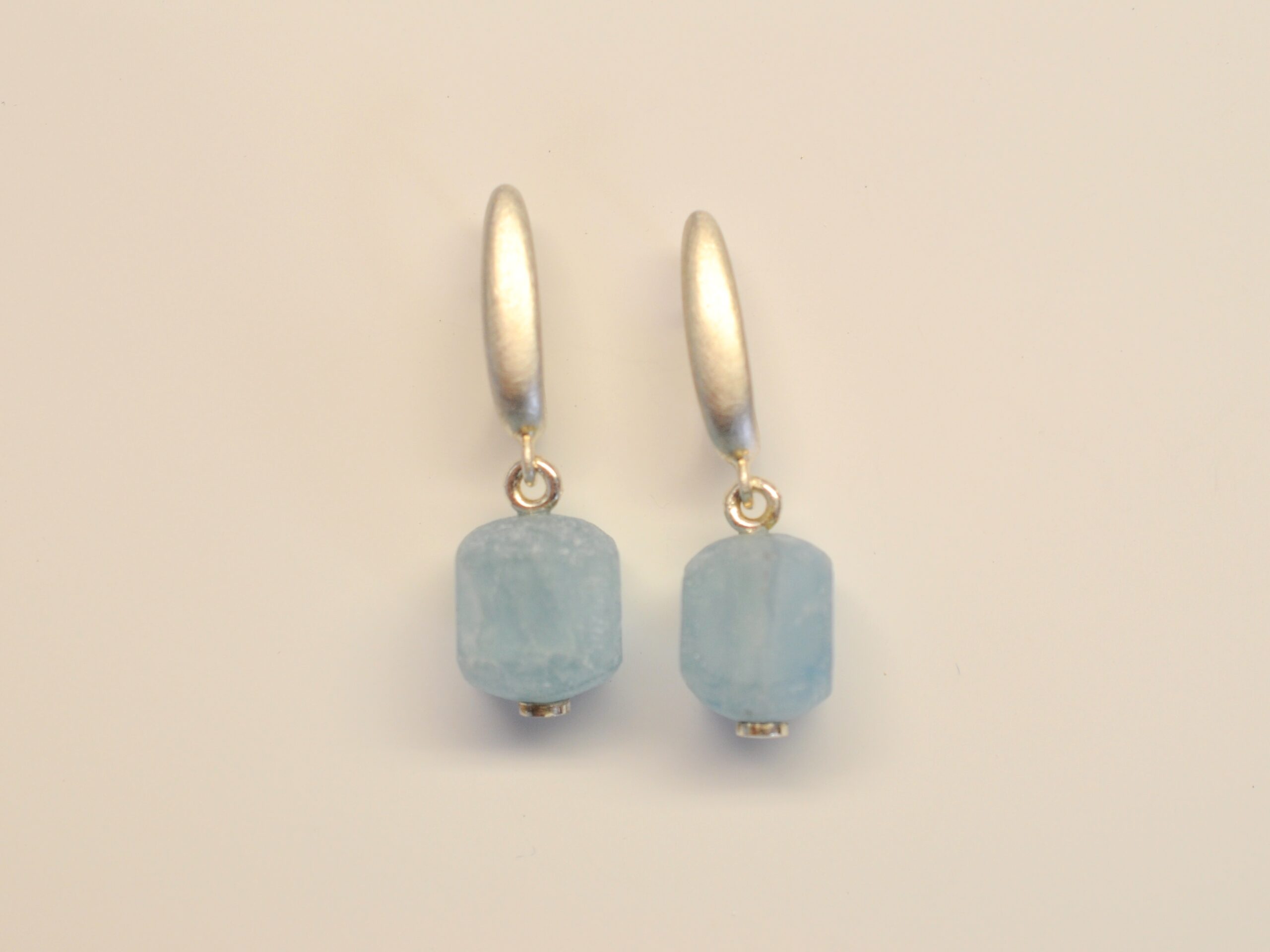 Silber Ohrhänger mit Aquamarin Würfel