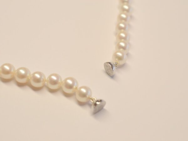 Perlenkette - chinesische Zuchtperlen mit Weißgold Magnetschloss