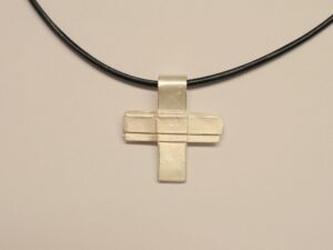 Kreuz Anhänger aus Silber - Unikatkreuz v51