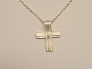 Kreuz Anhänger aus 925er Silber - Unikat v57 - an Silber Erbskette