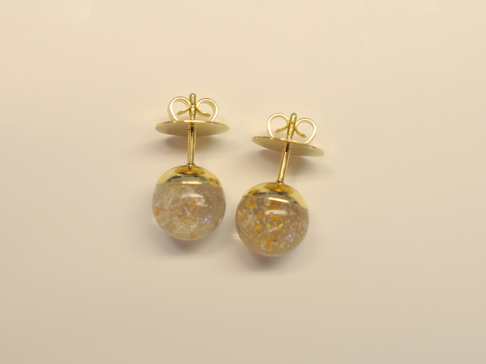 Ohrstecker aus Gelbgold 585 mit Rutilquarz-Kugeln